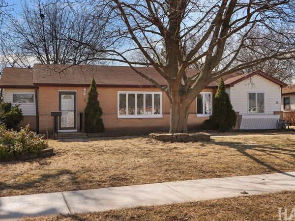 75 Carthage Lane , Hoffman Estates, IL 60169