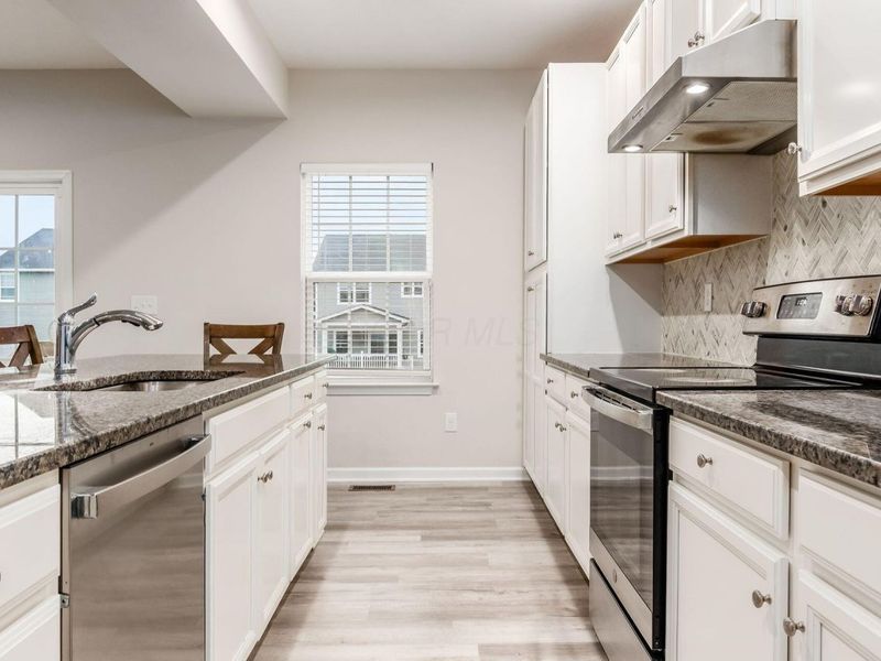 8435 Graystone Drive, Pickerington, OH 43147 Photo 17