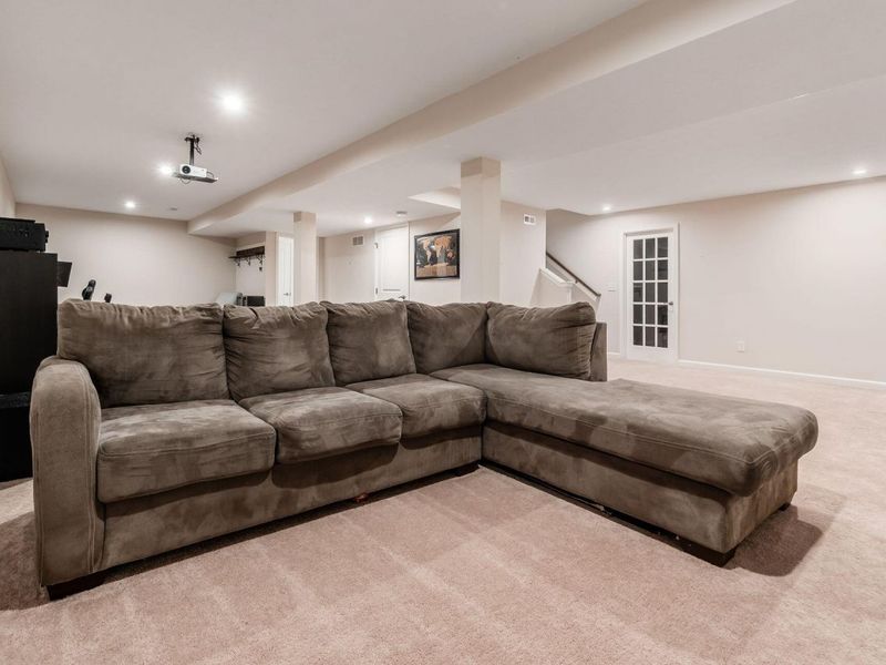 8435 Graystone Drive, Pickerington, OH 43147 Photo 32