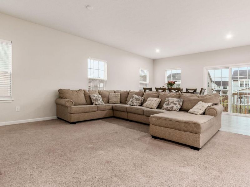 8435 Graystone Drive, Pickerington, OH 43147 Photo 7