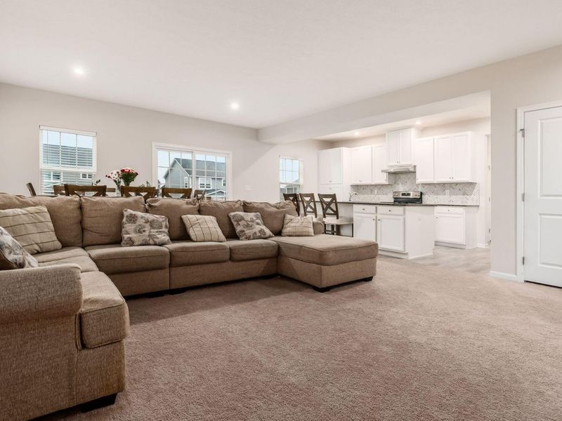 8435 Graystone Drive, Pickerington, OH 43147 Photo 8