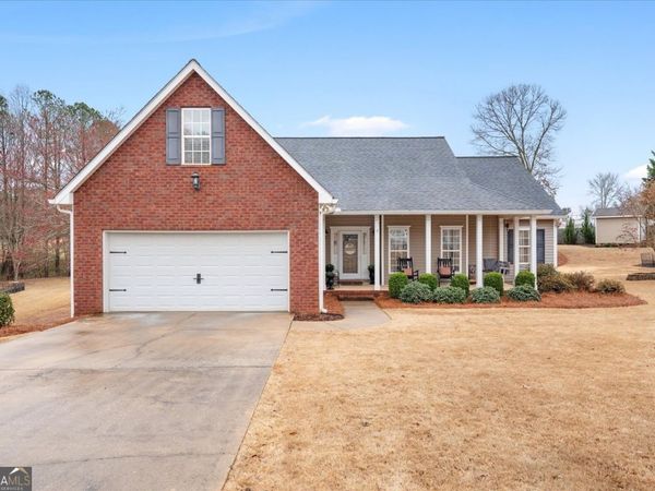 137 Central Heights Drive, Carrollton, GA 30116