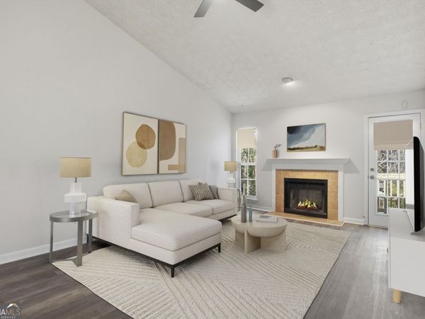 382 Teal Court, Roswell, GA 30076