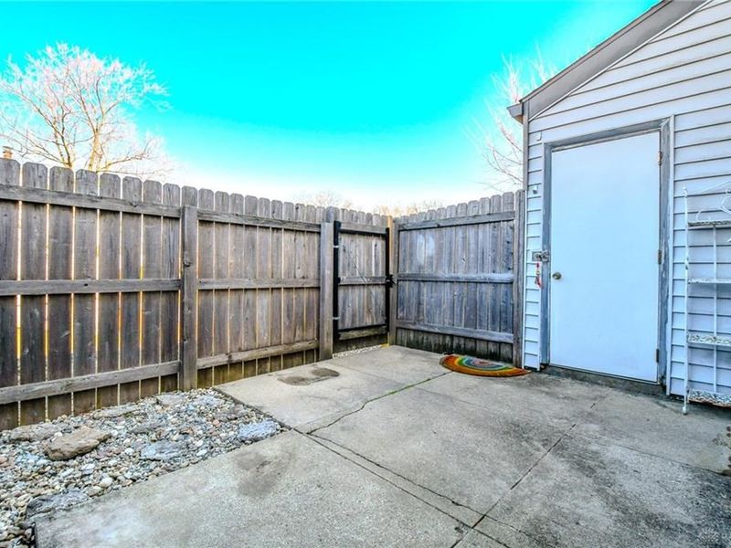 3268 Gambit Square, Dayton, OH 45449 Photo 24