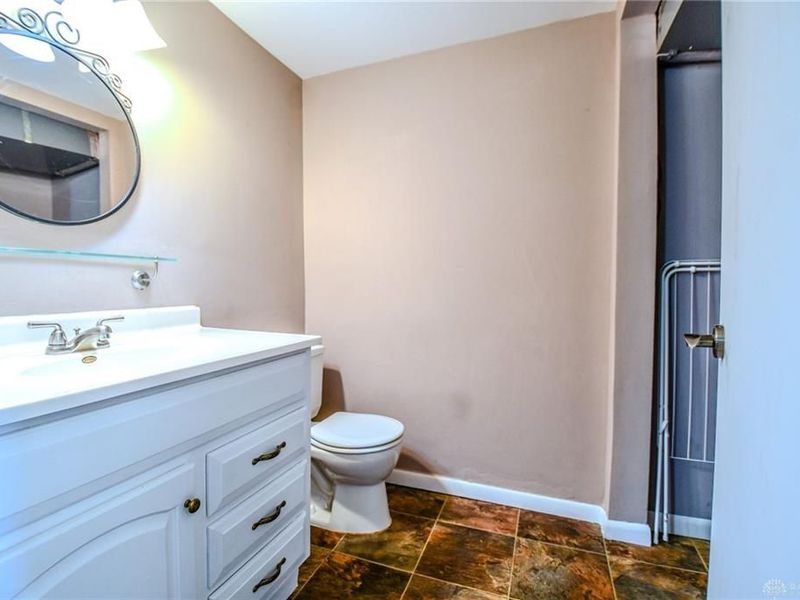 3268 Gambit Square, Dayton, OH 45449 Photo 8