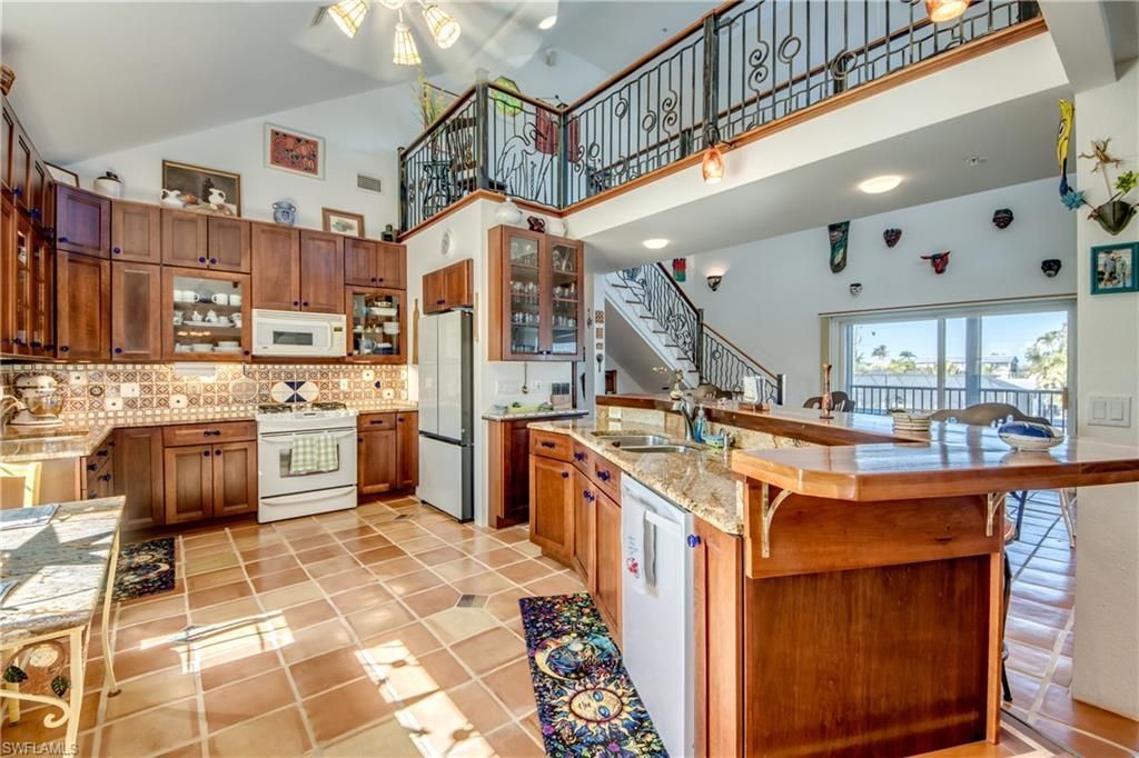 2702 Bruce St , Matlacha, FL 33993 Photo