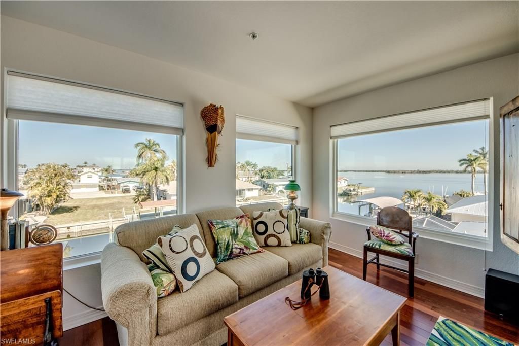 2702 Bruce St , Matlacha, FL 33993 Photo