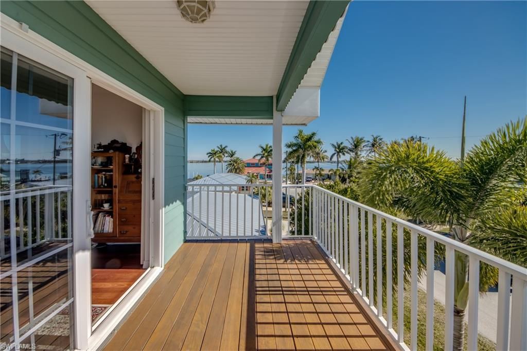 2702 Bruce St , Matlacha, FL 33993 Photo