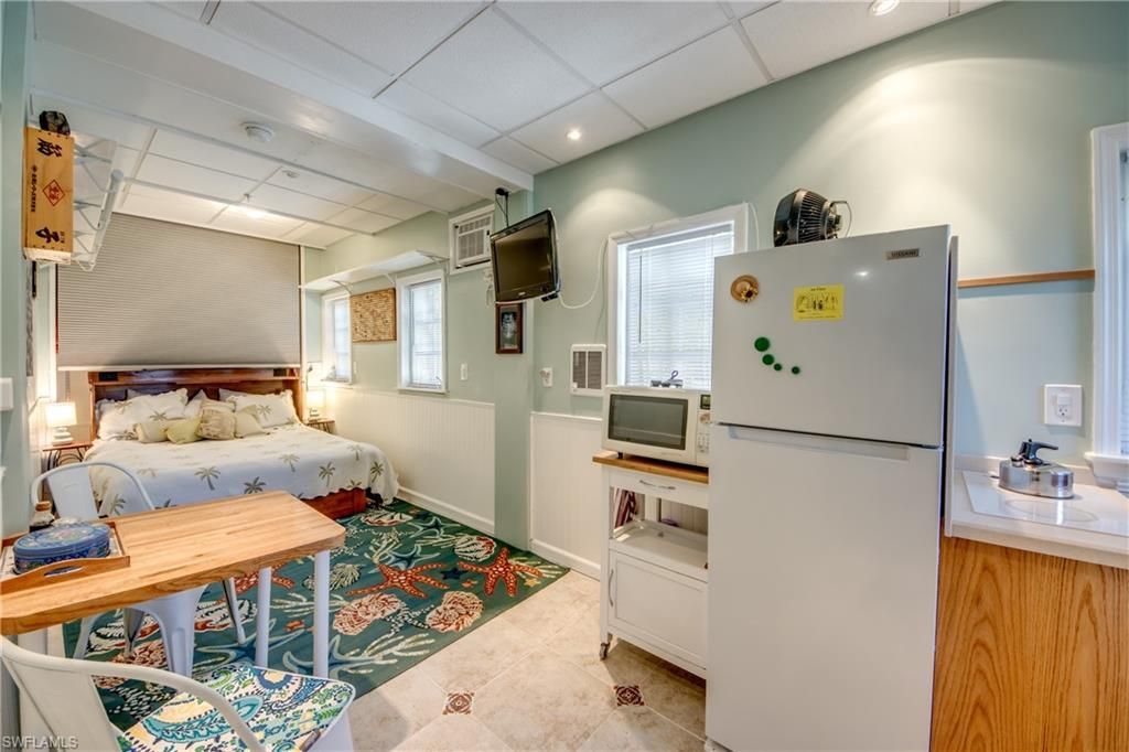 2702 Bruce St , Matlacha, FL 33993 Photo