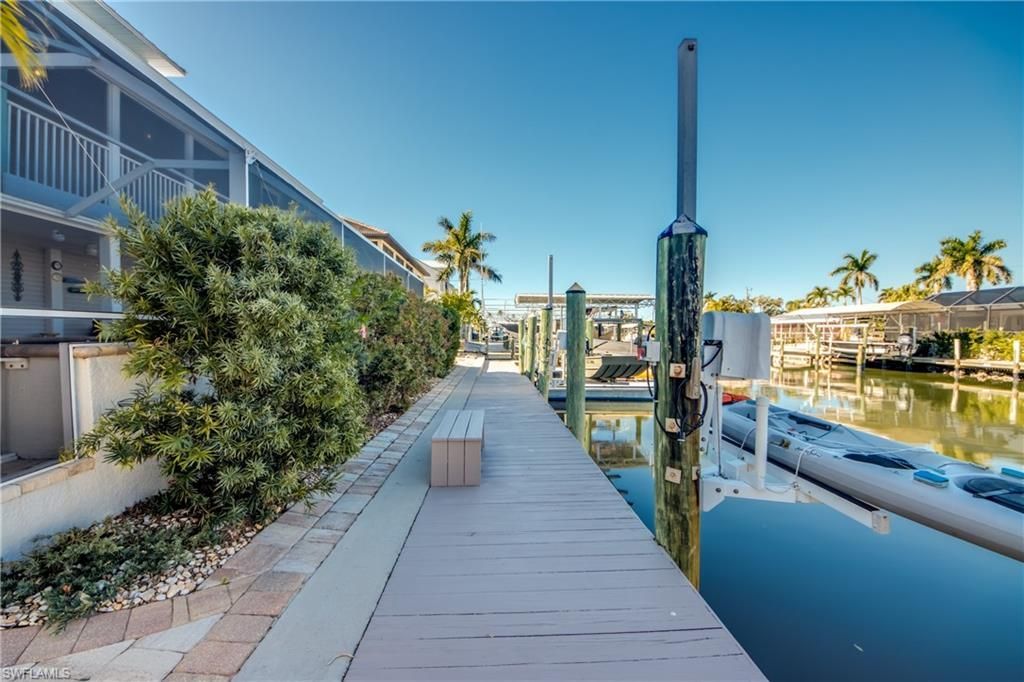 2702 Bruce St , Matlacha, FL 33993 Photo