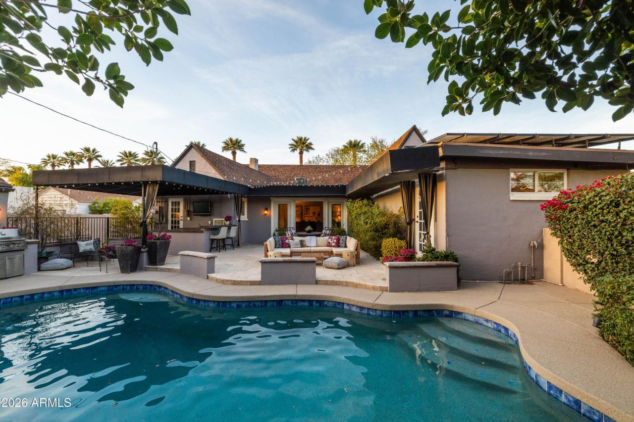 313 W Holly Street, Phoenix, AZ 85003 Main Photo