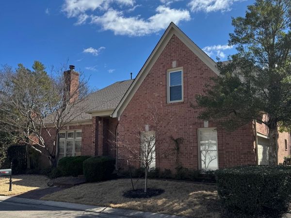 1020 HUMPHREY OAKS CIR, Memphis, TN 38120