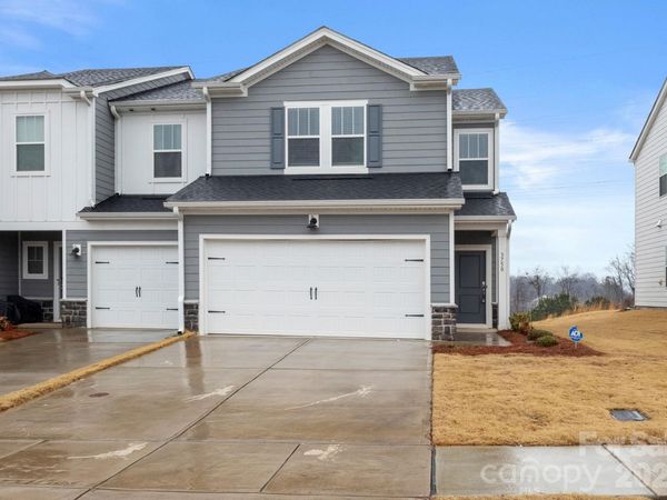 3750 County Down Avenue , Kannapolis, NC 28081