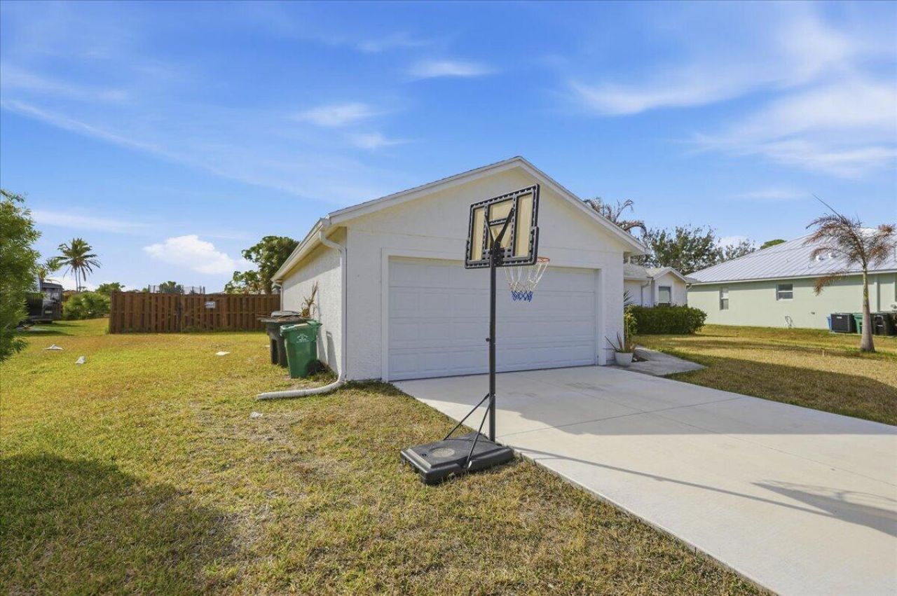 2382 SW Blaine Terrace, Port Saint Lucie, FL 34953 Photo