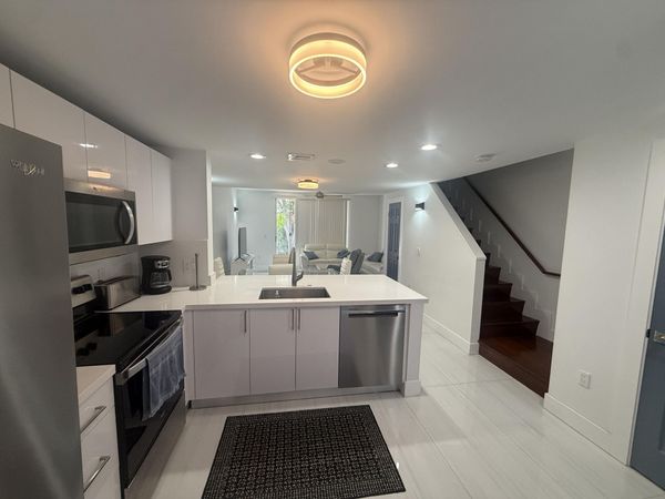 972 Jeffery Street, Boca Raton, FL 33487