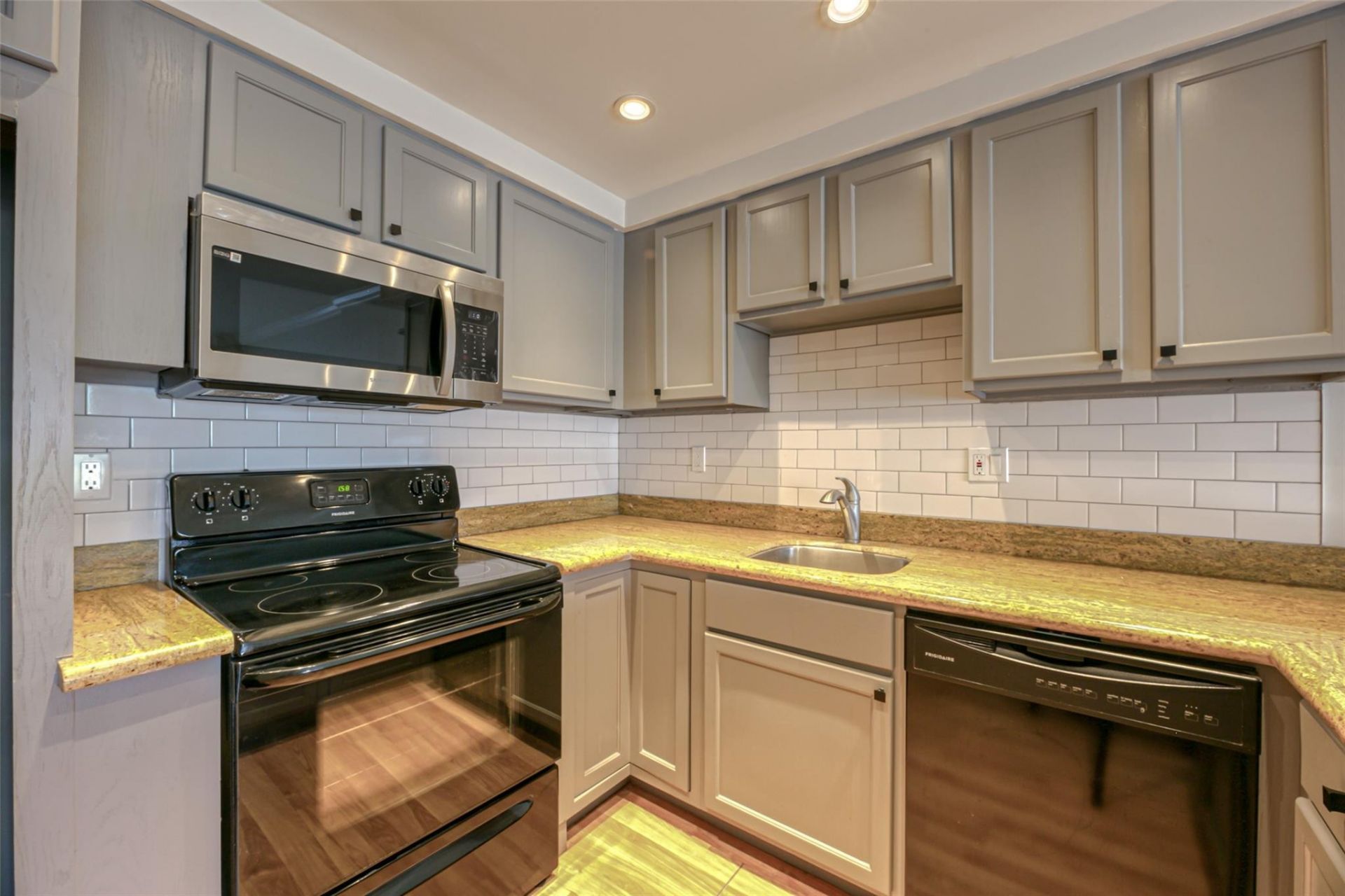 2900 NE 30th Street, Unit 4-I, Fort Lauderdale, FL 33306 Photo