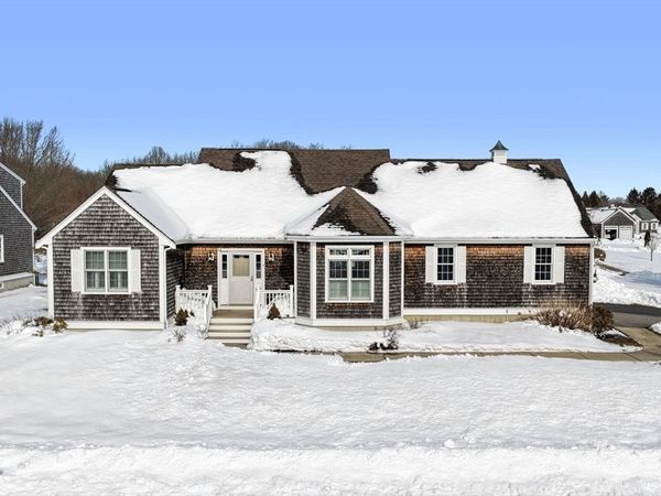 62 Country Way, Unit 62, Dartmouth, MA 02748