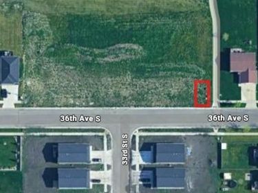 3324 36th Avenue S, Moorhead, MN 56560