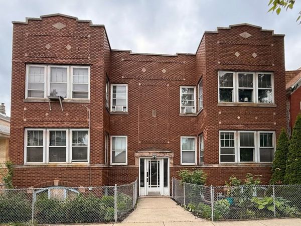 3354 S Lituanica Avenue, Unit 2, Chicago, IL 60608