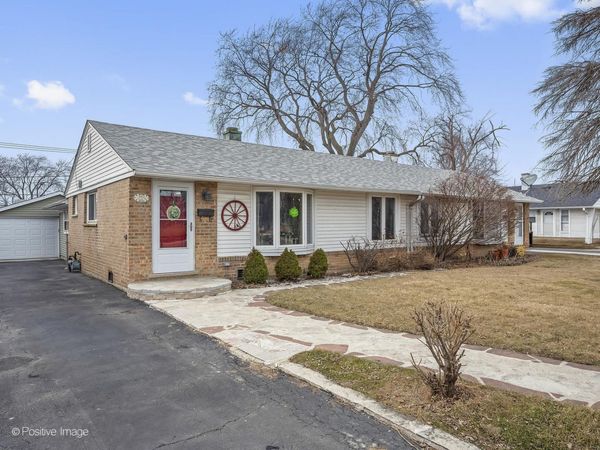 Unit 8854, Hometown, IL 60456