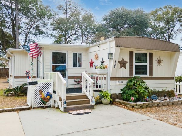 9243 Bonaparte Drive SW, Calabash, NC 28467