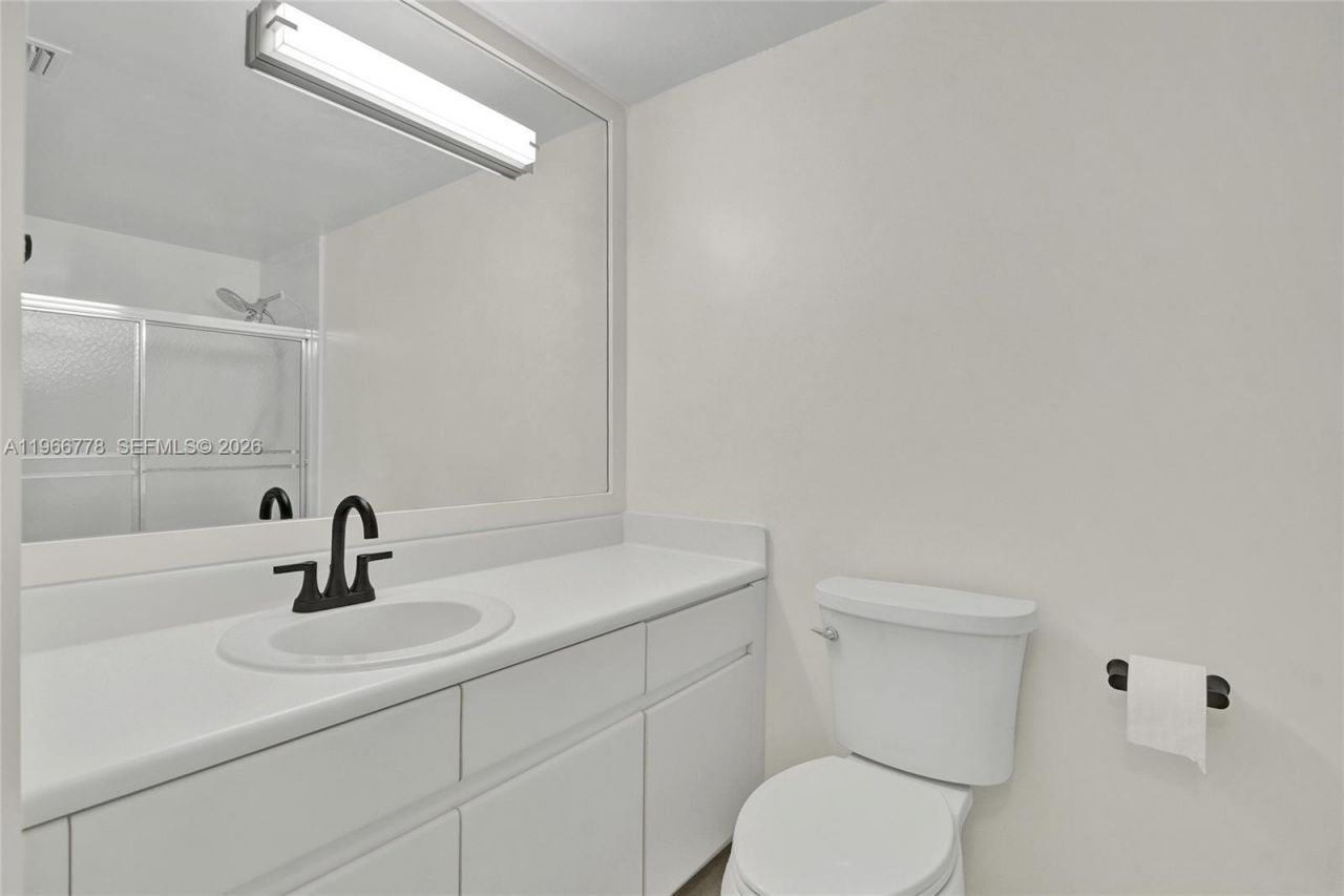 1834 Brickell Ave, Unit 31, Miami, FL 33129 Photo