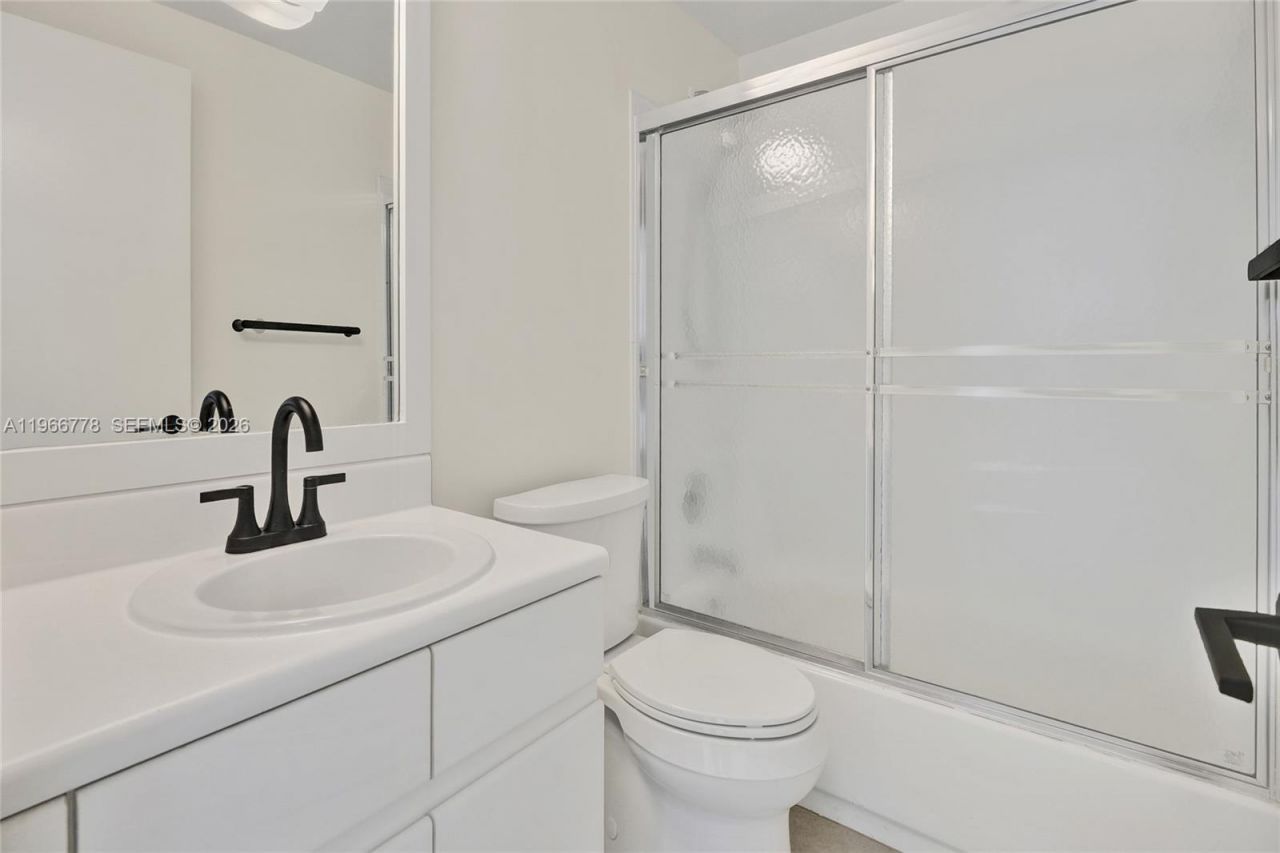 1834 Brickell Ave, Unit 31, Miami, FL 33129 Photo