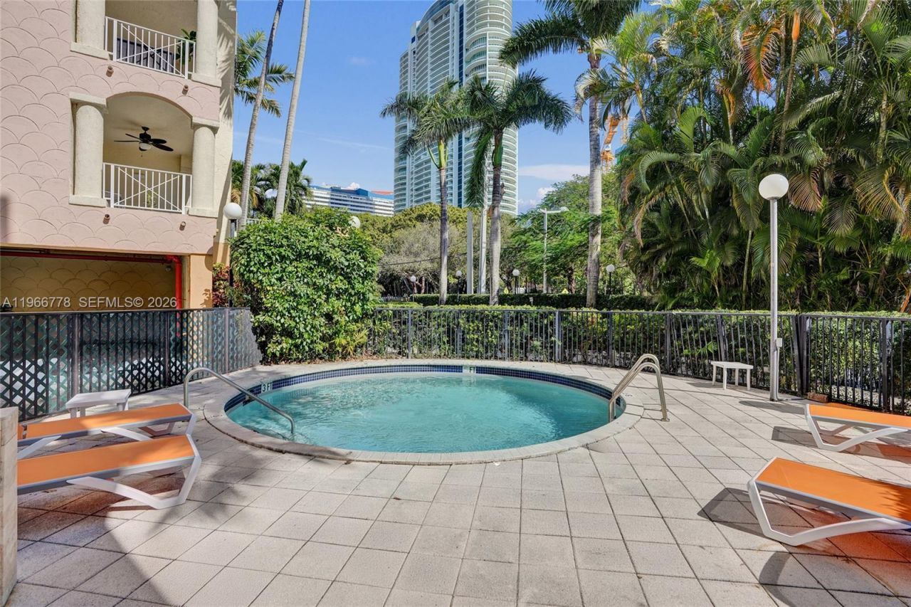 1834 Brickell Ave, Unit 31, Miami, FL 33129 Photo