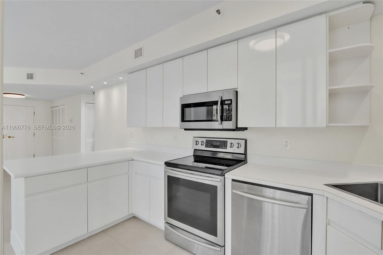 1834 Brickell Ave, Unit 31, Miami, FL 33129 Photo