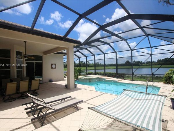 7635 Ironhorse Blvd , West Palm Beach, FL 33412