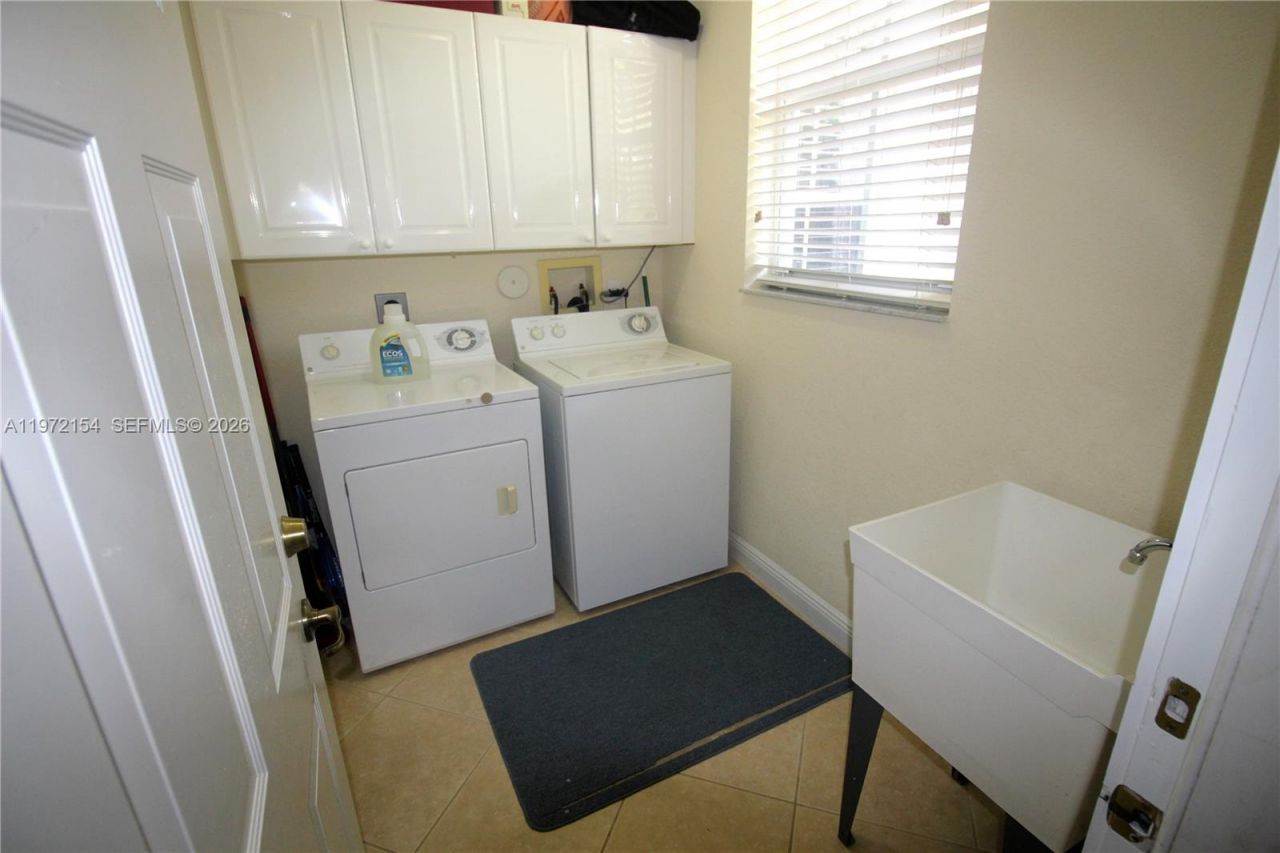 7635 Ironhorse Blvd , West Palm Beach, FL 33412 Photo