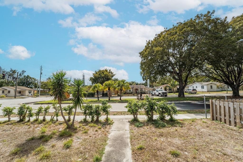 803 36th St , West Palm Beach, FL 33407 Photo