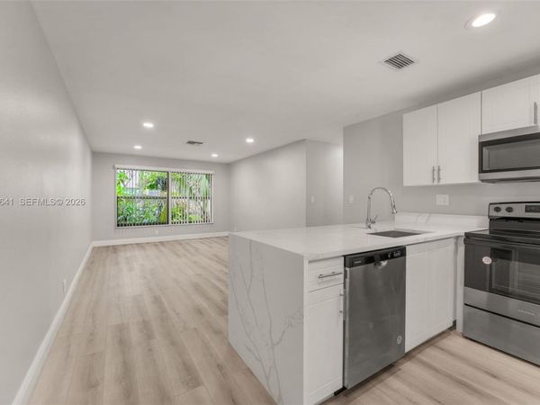 10375 NW 35th St , Unit 10375, Coral Springs, FL 33065