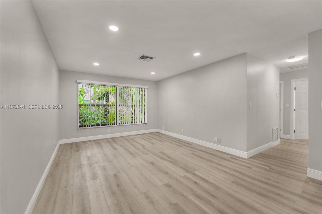 10375 NW 35th St , Unit 10375, Coral Springs, FL 33065 Photo