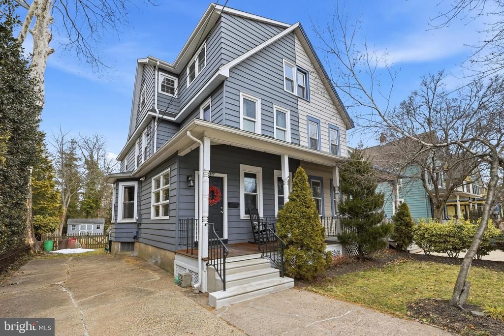 127 W Cottage Avenue, Haddonfield, NJ 08033 Main Photo