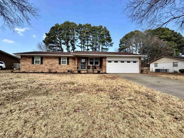 6 Apache Drive, Searcy, AR 72143
