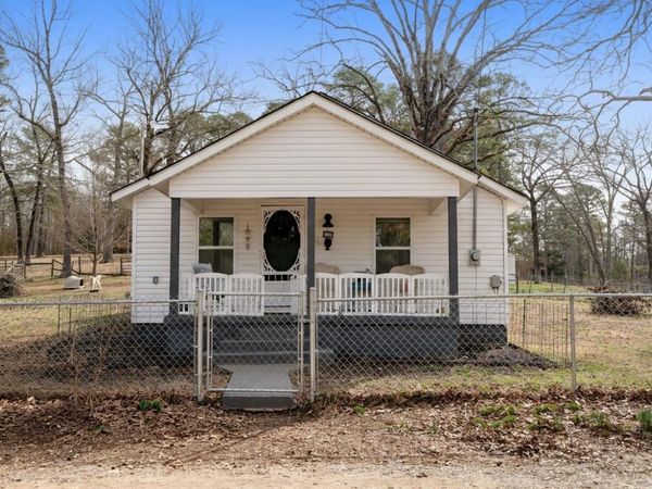 56 Sidney, Evening Shade, AR 72532