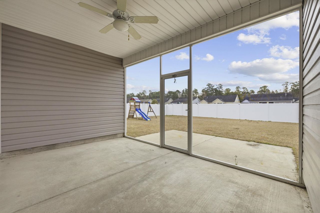 608 Chiswick Dr. Photo 39