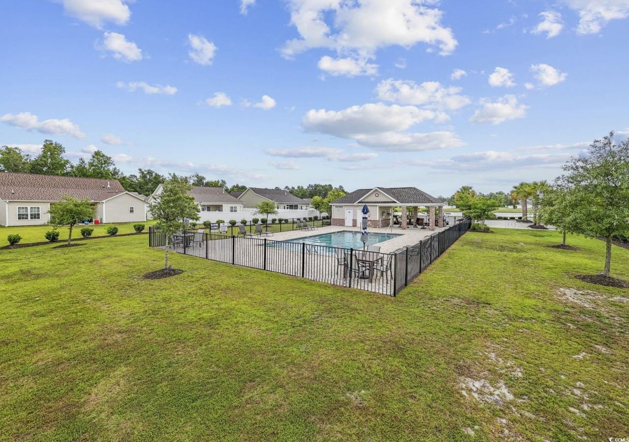 608 Chiswick Dr. Photo 47