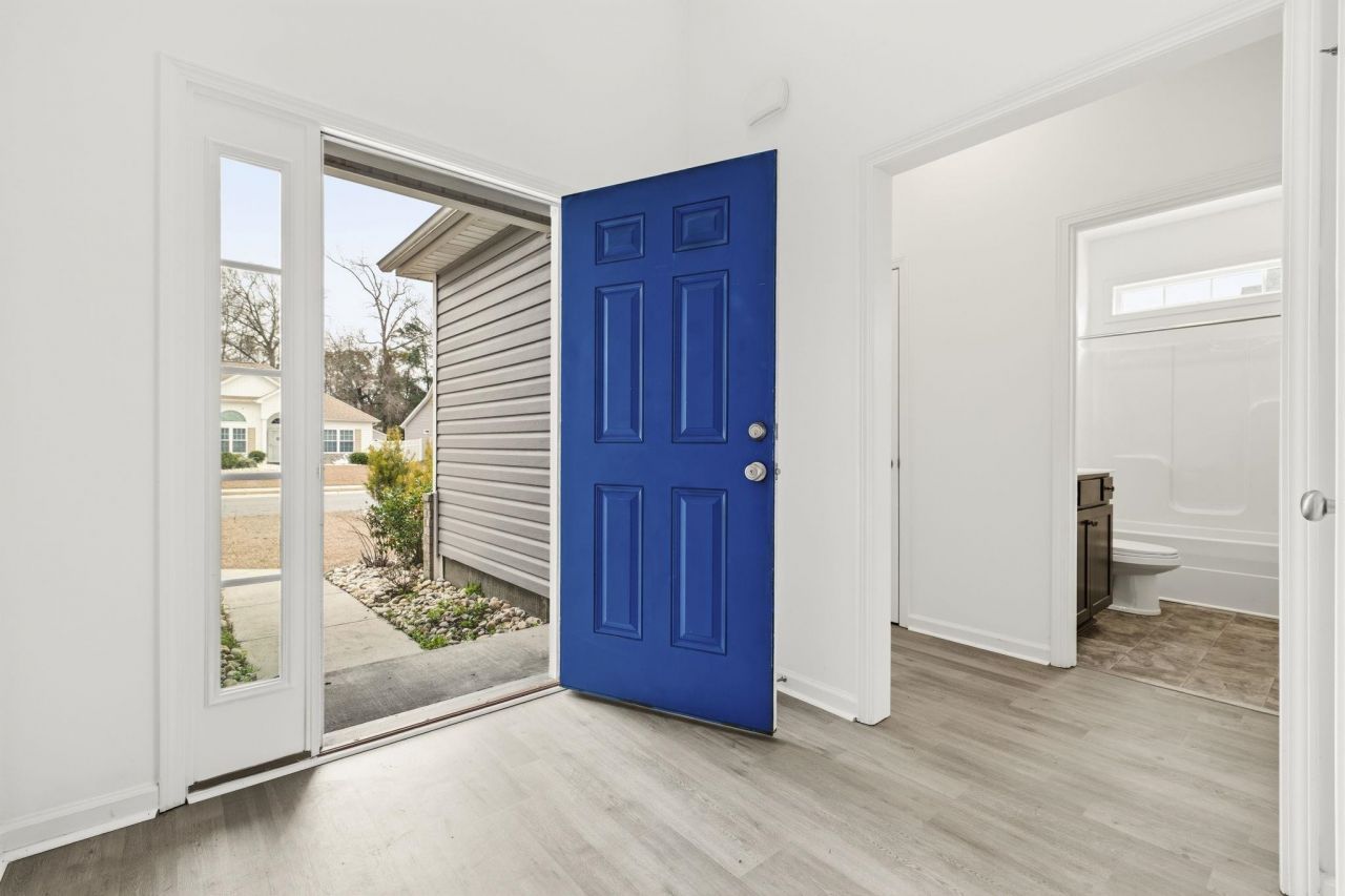 608 Chiswick Dr. Photo 5