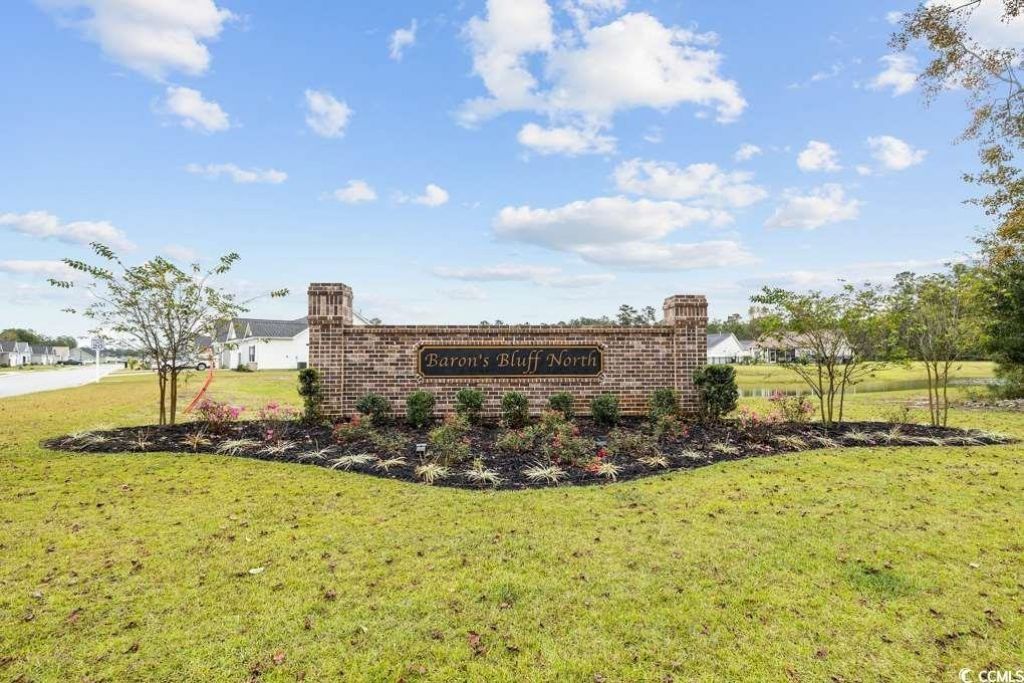 608 Chiswick Dr. Photo 56