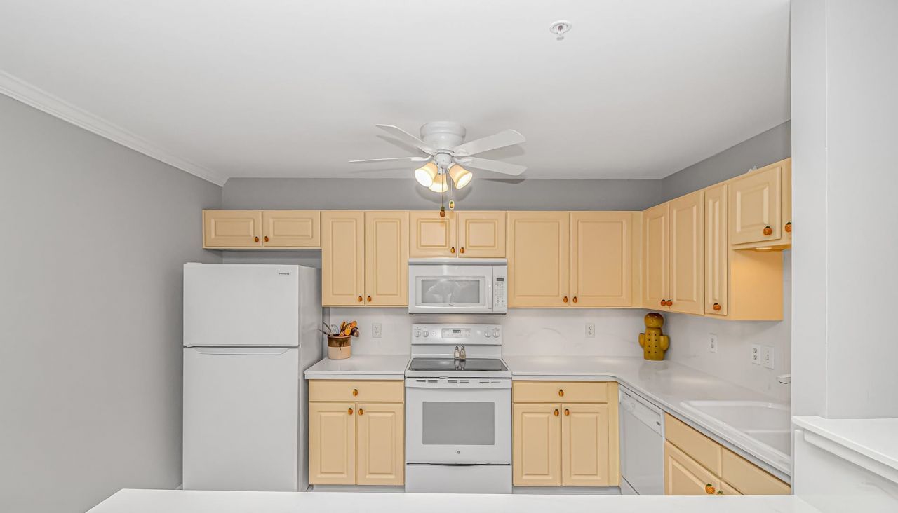 4366 Rivergate Ln.  Photo 11