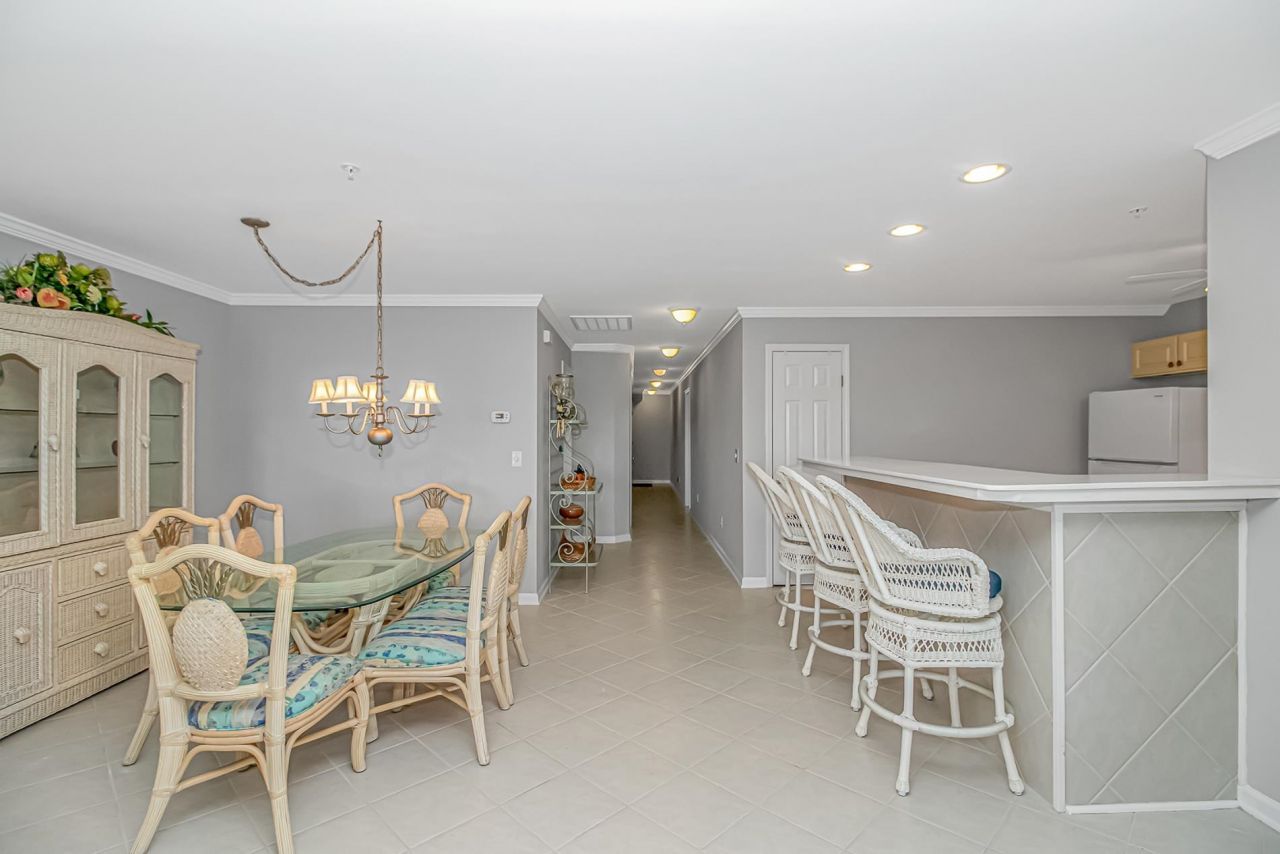 4366 Rivergate Ln.  Photo 7