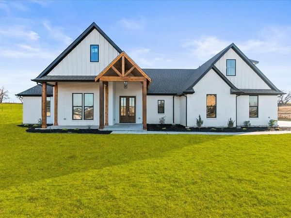 6421 Starlight Ranch Road , Godley, TX 76044