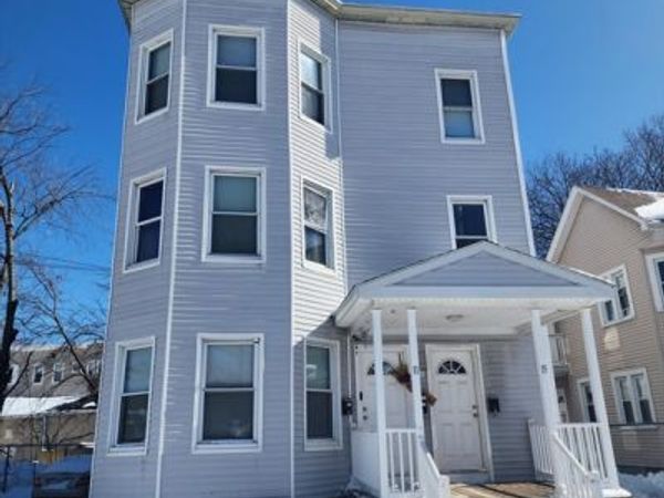 11-15 Belmont Pl, Springfield, MA 01108