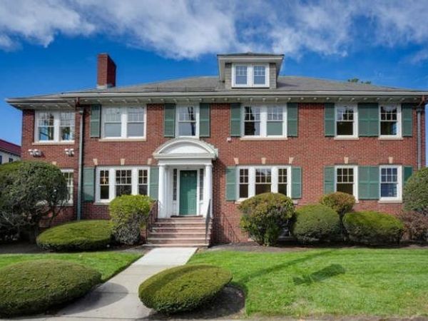 71 Church Street, Unit 1, Winchester, MA 01890