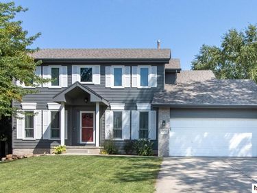 2124 Betsy Avenue, Papillion, NE 68133