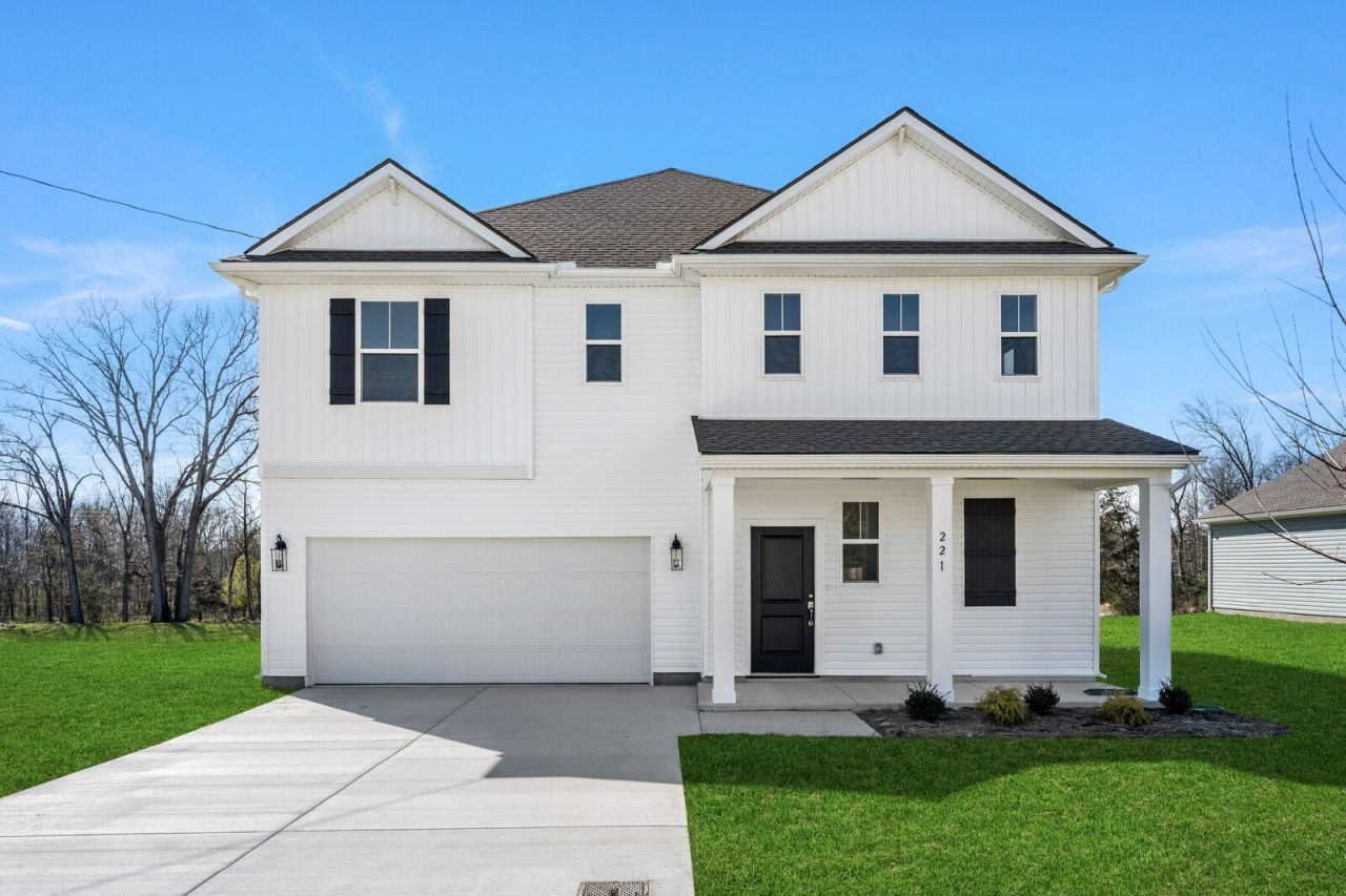 221 Idle Drive, Shelbyville, TN 37160 Main Photo