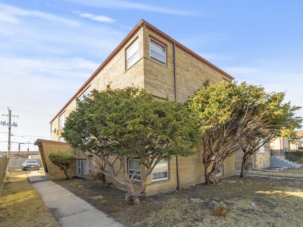 8624 S Maryland Avenue, Chicago, IL 60619