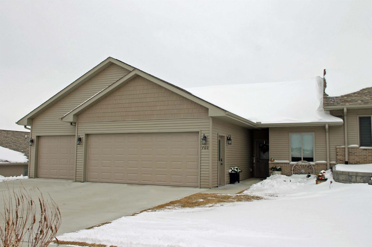 760 Mill Street, Denver, IA 50622 Main Photo